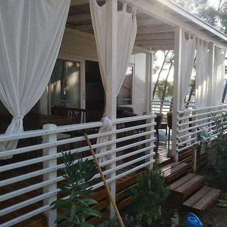 Luxury MobileHome Lucina Bay Pašman Extérieur photo