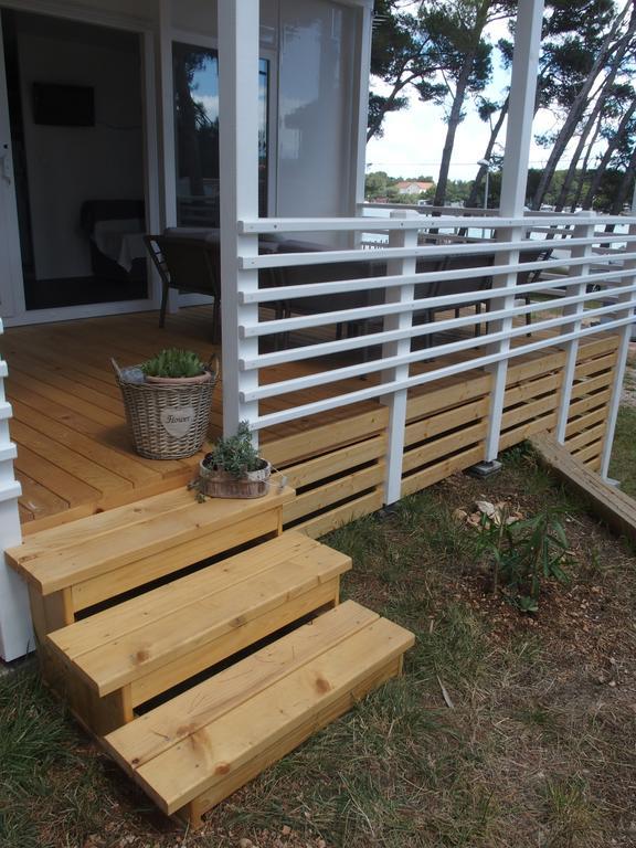 Luxury MobileHome Lucina Bay Pašman Extérieur photo