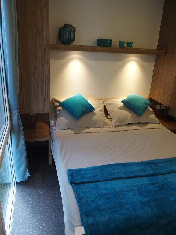 Luxury MobileHome Lucina Bay Pašman Extérieur photo