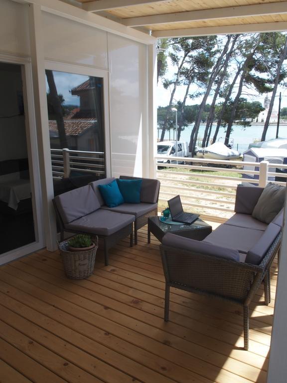 Luxury MobileHome Lucina Bay Pašman Extérieur photo